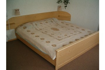 Letonia Privát Jauncode, Exterior